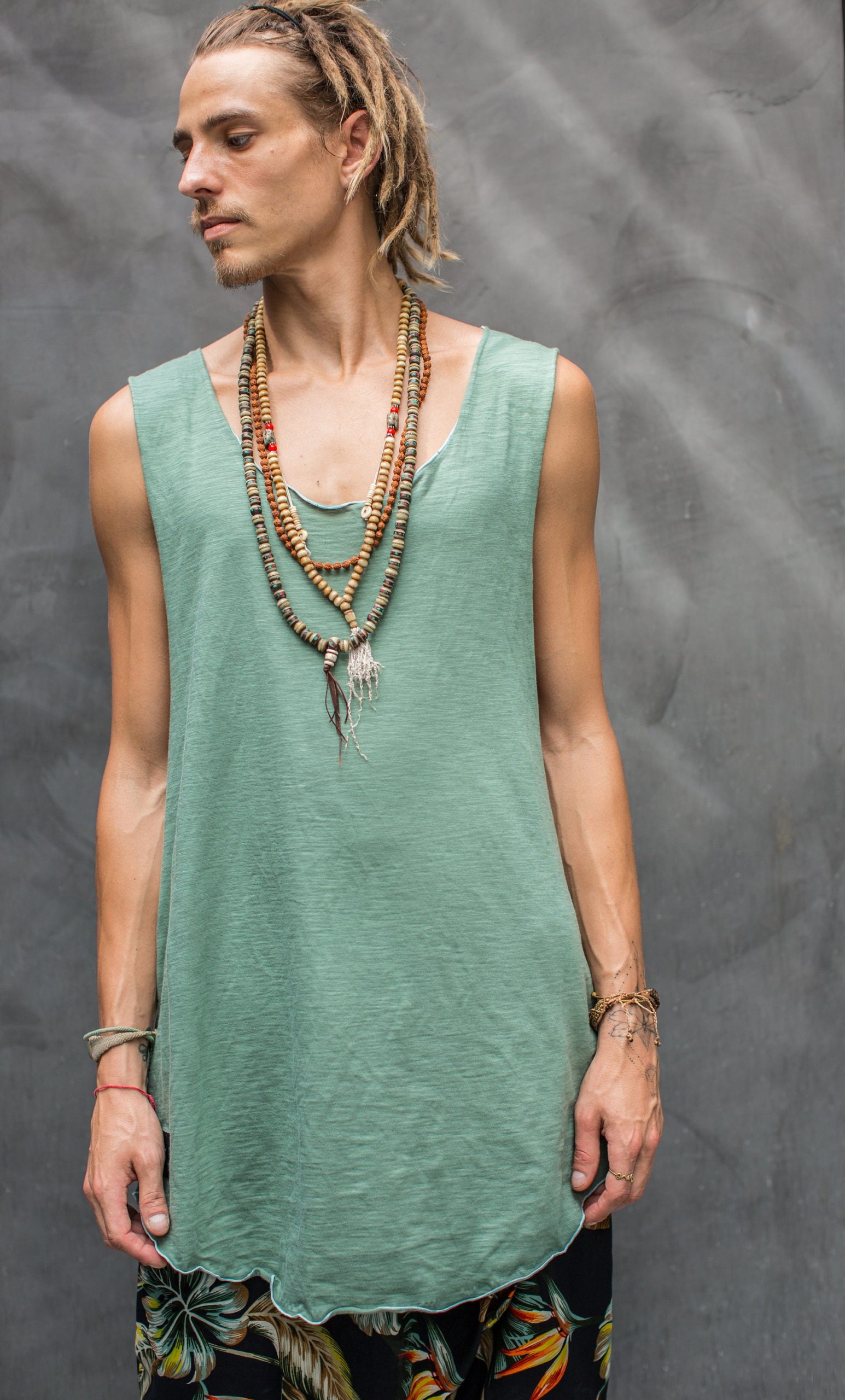 Organic Cotton Sleeveless Shirt: Asymmetric Yoga Tank Top Organic Cotton Sleeveless Shirt: Asymmetric Yoga Tank Top