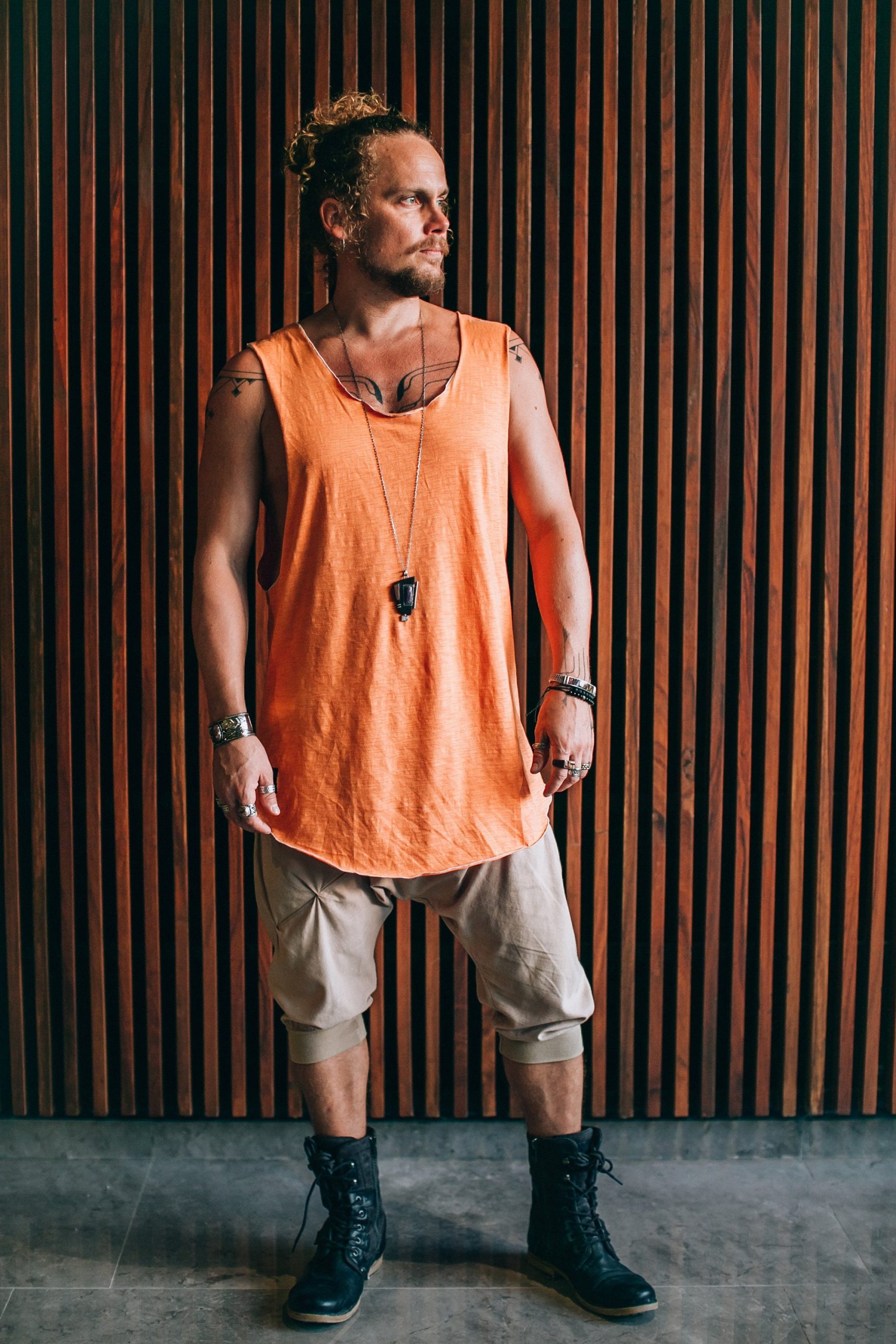 Organic Cotton Sleeveless Shirt: Asymmetric Yoga Tank Top Organic Cotton Sleeveless Shirt: Asymmetric Yoga Tank Top